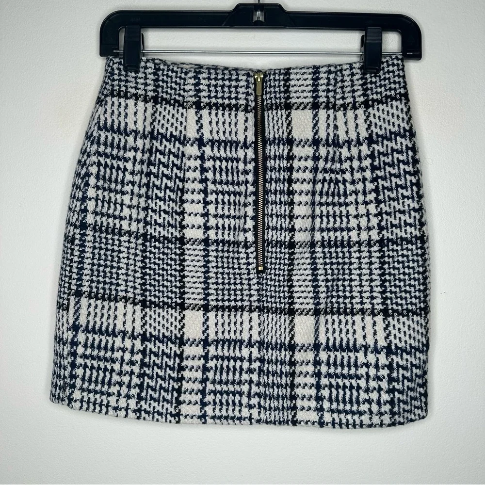 H&M Blue Black and White Tweed Mini Skirt Size 2